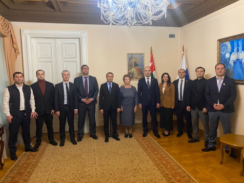 Парламентская делегация посетила в Москве Посольство Республики Абхазия 