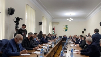 Состоялось внеочередное заседание сессии  Парламента Республики Абхазия