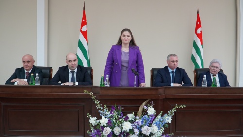 Лаша Ашуба поздравил судейское сообщество Республики Абхазия с юбилеем