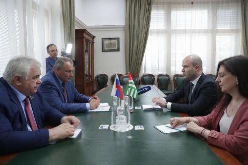 Актуальные вопросы абхазо-российского межпарламентского взаимодействия обсудили на встрече в Госдуме Российской Федерации