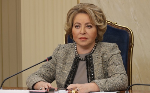Валентина Матвиенко поздравила Лашу Ашуба с Днём Победы в Великой Отечественной войне