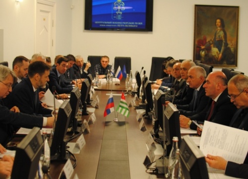 Депутаты Парламента приняли участие во встрече абхазских и российских специалистов по делимитации границы