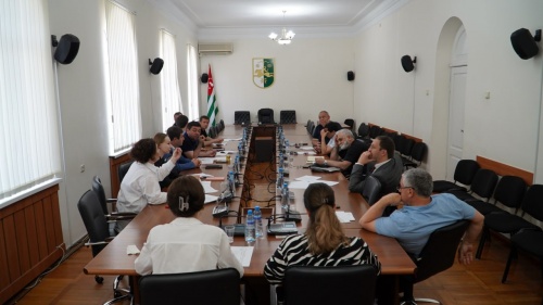 В Парламенте состоялось расширенное заседание Комитета по государственно-правовой политике под председательством Хутаба Д.В.