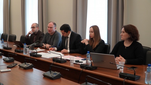  В Парламенте состоялась презентация проекта закона "О государственной службе"