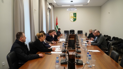 Под председательством Дмитрия Маршания состоялось заседание Комитета по бюджету, кредитным организациям, налогам и финансам