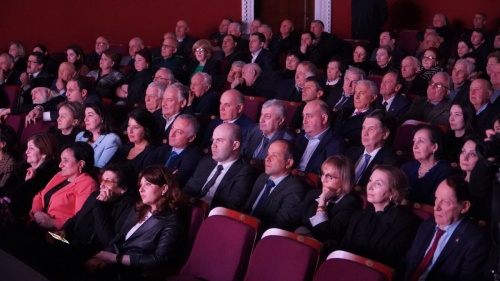 Депутаты Парламента приняли участие в памятных мероприятиях, посвящённых 75-летию со дня рождения Сергея Багапш